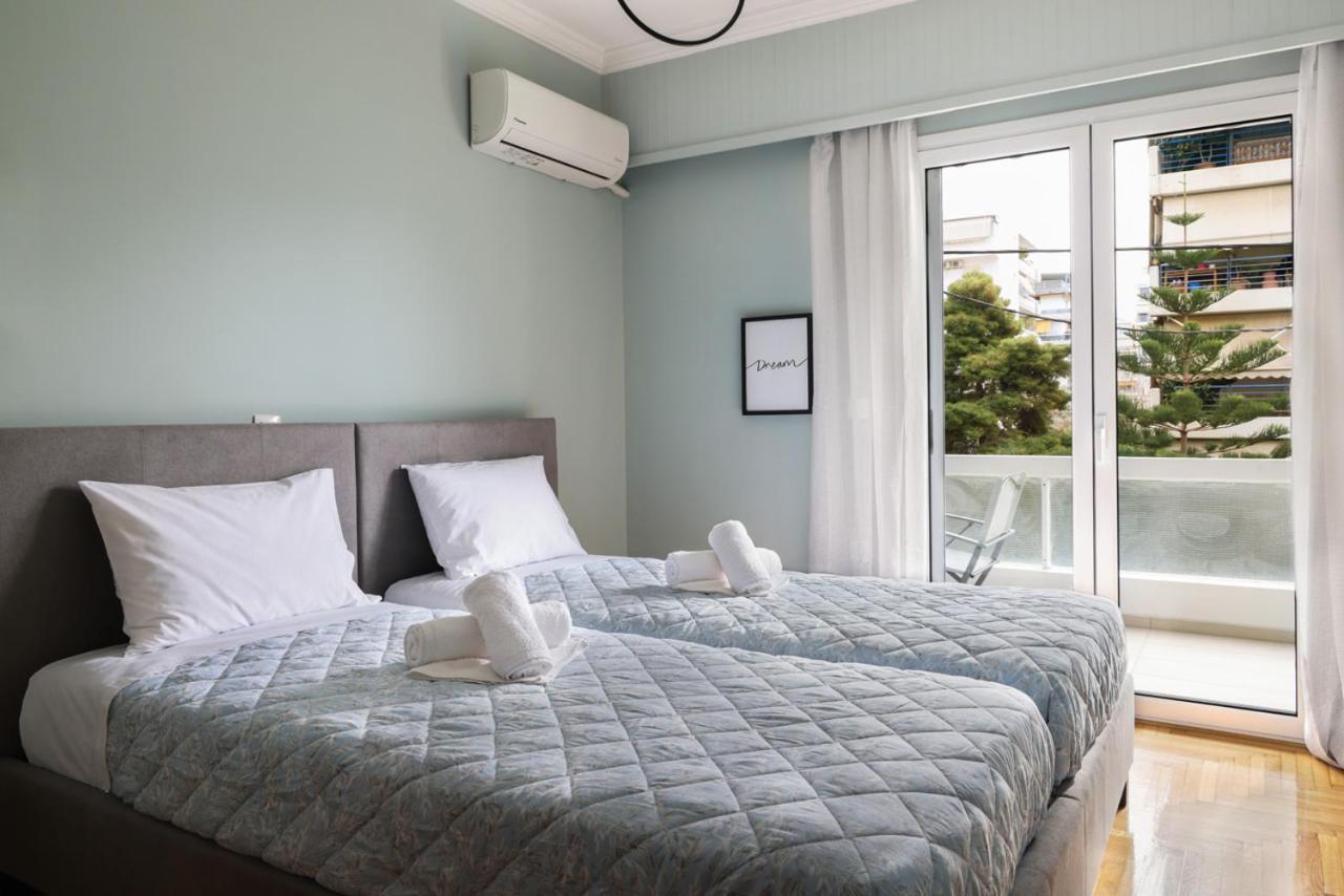 Comfort & Relax Apartment In Athens Riviera Esterno foto
