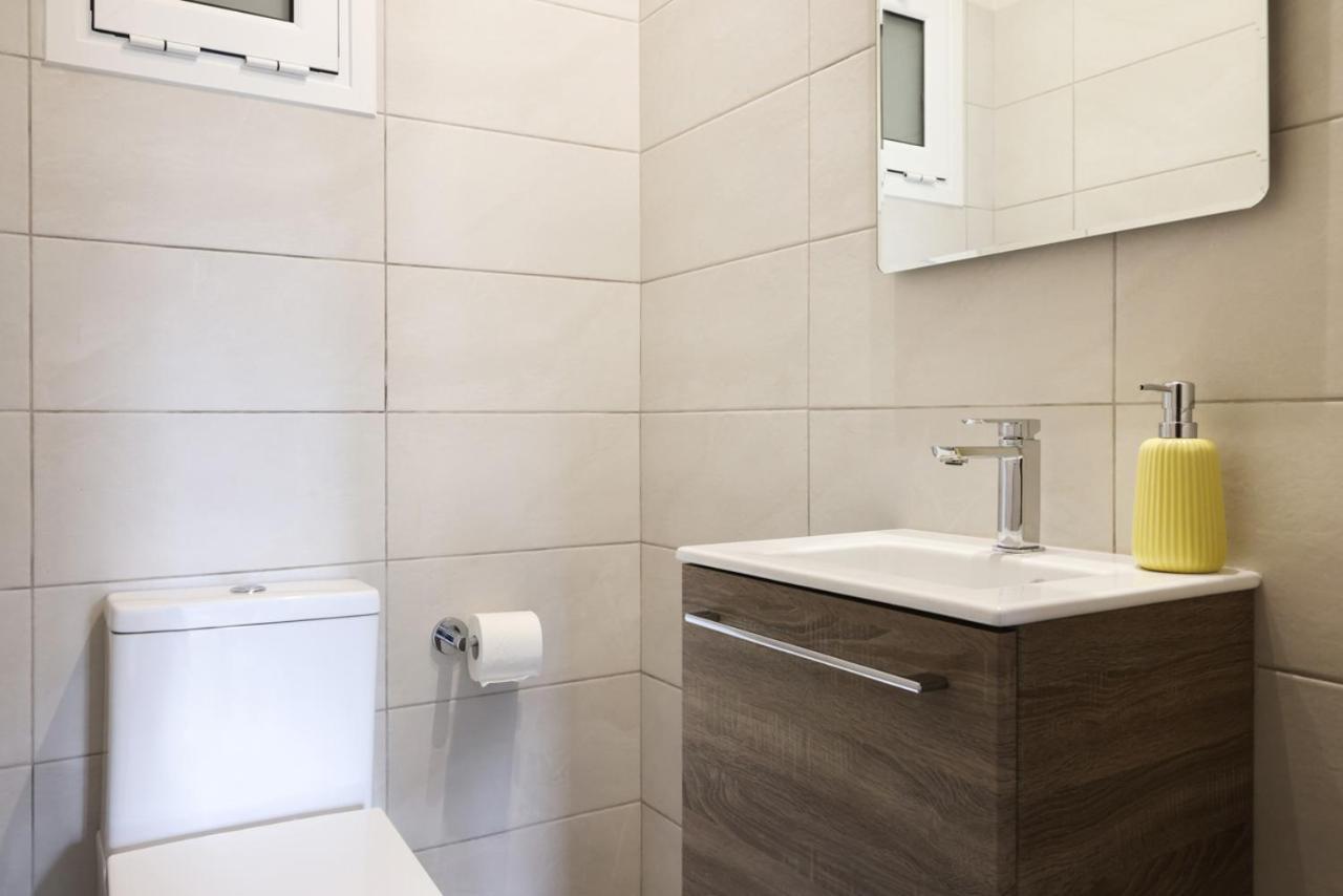 Comfort & Relax Apartment In Athens Riviera Esterno foto