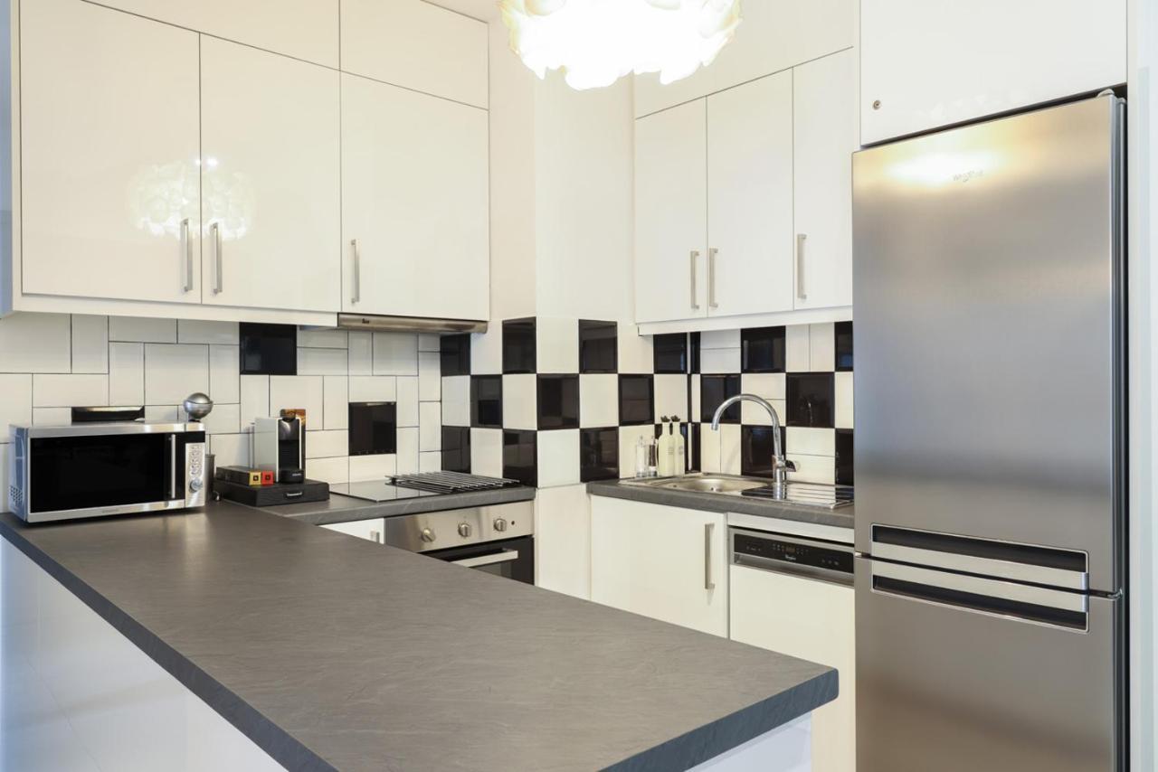 Comfort & Relax Apartment In Athens Riviera Esterno foto